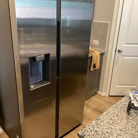 8919 Wistful Wild Drive Apartment Richmond Bagian luar foto