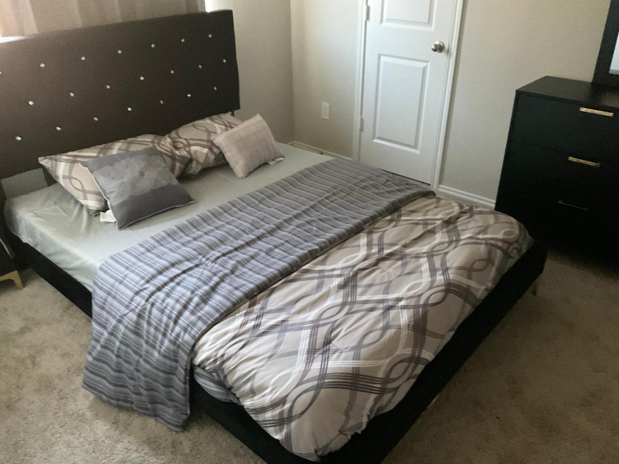 8919 Wistful Wild Drive Apartment Richmond Bagian luar foto